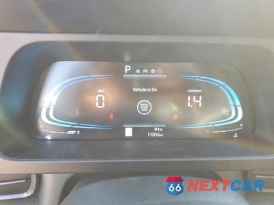 Zdjęcie 9 z 12 samochodu: 2025 HYUNDAI ELANTRA SEL SPORT VIN:KMHLM4DG1SU043575 - miniatura