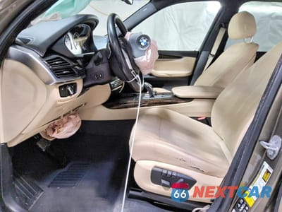 Zdjęcie 7 z 13 samochodu: 2018 BMW X5 XDRIVE35I VIN:5UXKR0C54J0Y04789 - miniatura