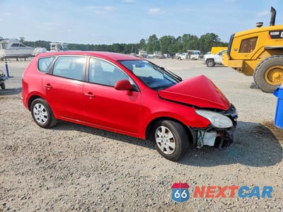 Czwarte zdjęcie samochodu z boku: 2010 HYUNDAI ELANTRA TOURING GLS VIN:KMHDB8AE2AU085529 - miniatura