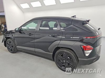 Drugie zdjęcie samochodu z przodu: 2026 HYUNDAI KONA SEL SPORT VIN:KM8HF3AB3TU468381 - miniatura