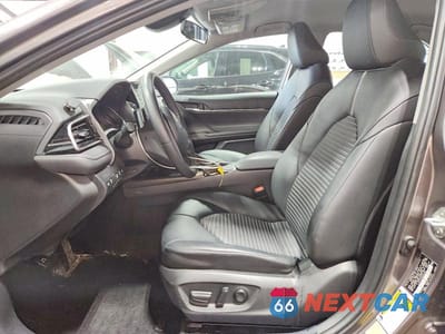 Zdjęcie 7 z 13 samochodu: 2021 TOYOTA CAMRY SE VIN:4T1G11AK0MU608063 - miniatura