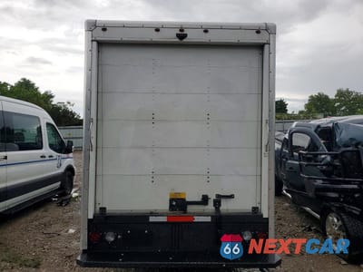 Zdjęcie 6 z 13 samochodu: 2019 CHEVROLET EXPRESS BOX TRUCK VIN:1GB0GRFG4K1171131 - miniatura