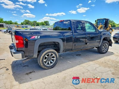 Trzecie zdjęcie samochodu z tyłu: 2009 CHEVROLET SILVERADO K2500 HEAVY DUTY LT VIN:1GCHK59K49E149400 - miniatura