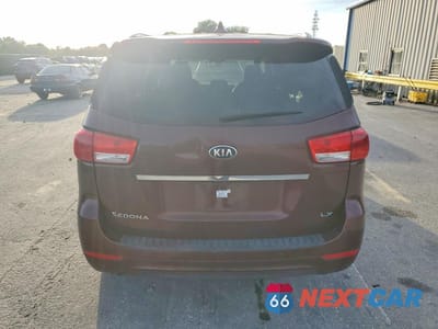Zdjęcie 6 z 13 samochodu: 2017 KIA SEDONA LX VIN:KNDMB5C14H6320489 - miniatura