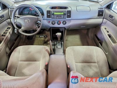 Zdjęcie 8 z 12 samochodu: 2004 TOYOTA CAMRY LE VIN:4T1BE32K14U290267 - miniatura