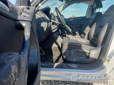 Zdjęcie 7 z 14 samochodu: 2016 VOLKSWAGEN TIGUAN S VIN:WVGBV7AX1GW024941 - miniatura