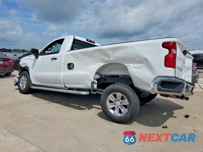Drugie zdjęcie samochodu z przodu: 2025 CHEVROLET SILVERADO C1500 VIN:3GCNAAED8SG383950 - miniatura