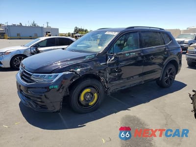 2023 VOLKSWAGEN TIGUAN SE R-LINE BLACK 3VVCB7AX6PM034142 - główne zdjęcie licytacji z USA - miniatura