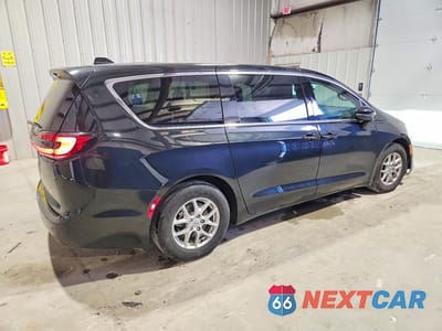 Trzecie zdjęcie samochodu z tyłu: 2023 CHRYSLER PACIFICA TOURING L VIN:2C4RC1BG5PR623368 - miniatura