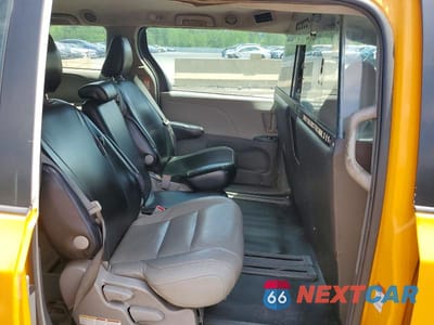 Zdjęcie 11 z 13 samochodu: 2017 TOYOTA SIENNA LE VIN:5TDZZ3DC5HS841176 - miniatura