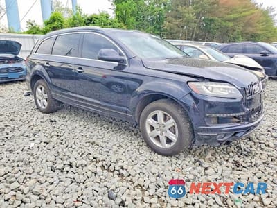 Czwarte zdjęcie samochodu z boku: 2015 AUDI Q7 PREMIUM PLUS VIN:WA1LGAFE5FD011282 - miniatura