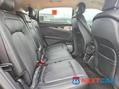 Zdjęcie 11 z 13 samochodu: 2021 LINCOLN NAUTILUS RESERVE VIN:2LMPJ8KP5MBL02487 - miniatura