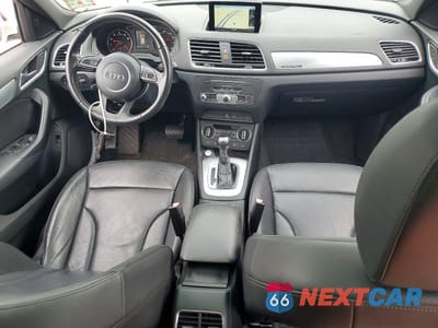 Zdjęcie 8 z 13 samochodu: 2016 AUDI Q3 PREMIUM PLUS VIN:WA1EFCFS7GR021409 - miniatura