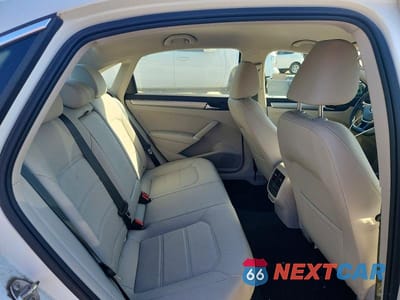 Zdjęcie 10 z 12 samochodu: 2020 VOLKSWAGEN PASSAT SE VIN:1VWSA7A31LC025688 - miniatura