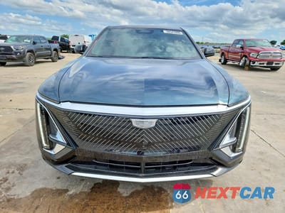 Piąte zdjęcie samochodu w środku: 2026 CADILLAC LYRIQ LUXURY VIN:1GYKPNRKXTZ306154 - miniatura