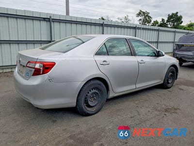 Trzecie zdjęcie samochodu z tyłu: 2013 TOYOTA CAMRY VIN:4T4BF1FK2DR293437 - miniatura