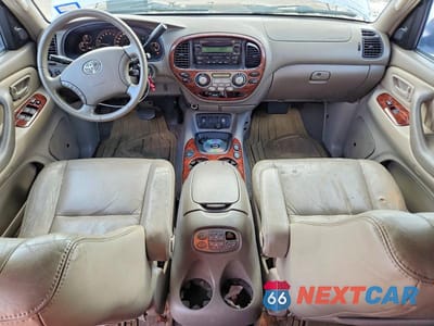Zdjęcie 8 z 13 samochodu: 2005 TOYOTA SEQUOIA VIN:5TDZT38A35S254979 - miniatura
