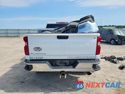 Zdjęcie 6 z 12 samochodu: 2021 CHEVROLET SILVERADO K2500 HEAVY DUTY VIN:1GC1YLE79MF116126 - miniatura