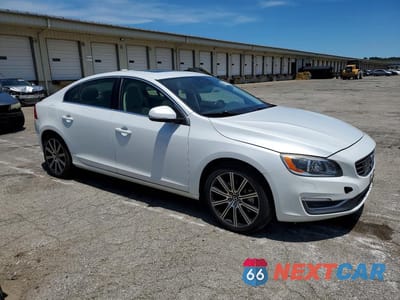 Czwarte zdjęcie samochodu z boku: 2018 VOLVO S60 PLATINUM VIN:LYV402TM5JB171942 - miniatura
