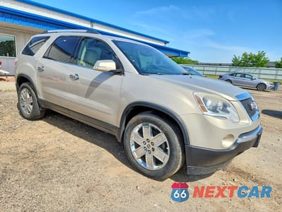 Czwarte zdjęcie samochodu z boku: 2010 GMC ACADIA SLT-2 VIN:1GKLVNED3AJ188150 - miniatura