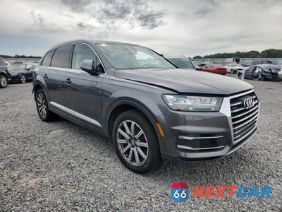 Czwarte zdjęcie samochodu z boku: 2019 AUDI Q7 PREMIUM PLUS VIN:WA1LHAF76KD033560 - miniatura