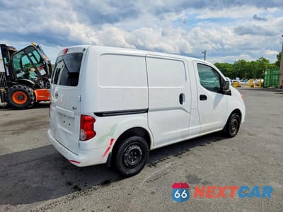 Trzecie zdjęcie samochodu z tyłu: 2015 NISSAN NV200 CARGO-R&D-CLN TITLE-PRI FLEET VIN:3N6CM0KNXFK708331 - miniatura