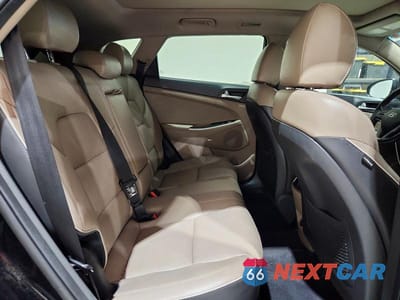 Zdjęcie 11 z 13 samochodu: 2020 HYUNDAI TUCSON ULTIMATE VIN:KM8J33AL0LU153170 - miniatura