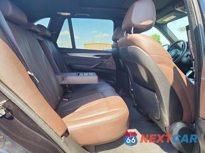 Zdjęcie 11 z 13 samochodu: 2016 BMW X5 XDR40E VIN:5UXKT0C5XG0S77254 - miniatura