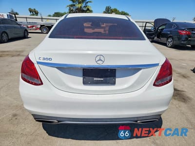 Zdjęcie 6 z 12 samochodu: 2016 MERCEDES-BENZ C 300 VIN:55SWF4JB5GU151846 - miniatura
