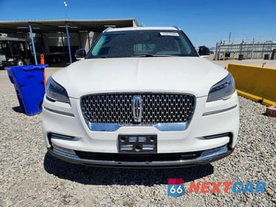 Piąte zdjęcie samochodu w środku: 2020 LINCOLN AVIATOR RESERVE VIN:5LM5J7XC8LGL37483 - miniatura