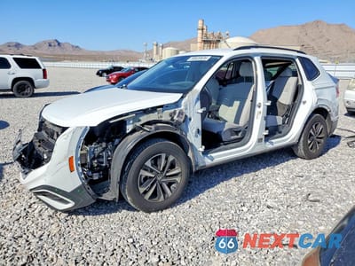 2024 VOLKSWAGEN TIGUAN SE R-LINE BLACK 3VVFB7AX1RM181680 - główne zdjęcie licytacji z USA - miniatura