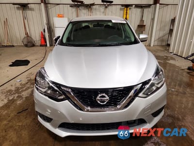 Piąte zdjęcie samochodu w środku: 2019 NISSAN SENTRA SV VIN:3N1AB7APXKY402820 - miniatura