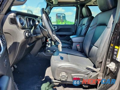 Zdjęcie 7 z 13 samochodu: 2021 JEEP WRANGLER UNLIMITED SAHARA VIN:1C4HJXEG4MW503063 - miniatura