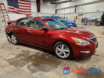 Czwarte zdjęcie samochodu z boku: 2015 NISSAN ALTIMA 2.5 SV VIN:1N4AL3AP1FC567789 - miniatura