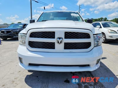 Piąte zdjęcie samochodu w środku: 2017 RAM 1500 ST VIN:1C6RR6FT2HS825952 - miniatura