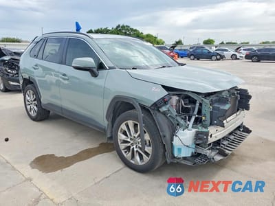 Czwarte zdjęcie samochodu z boku: 2020 TOYOTA RAV4 XLE PREMIUM VIN:2T3C1RFV3LW078693 - miniatura