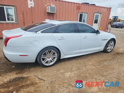 Trzecie zdjęcie samochodu z tyłu: 2019 JAGUAR XJ R - SPORT VIN:SAJWJ1CD5K8W18089 - miniatura
