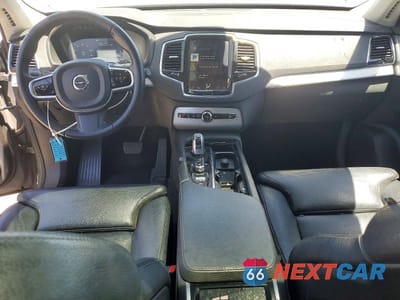Zdjęcie 8 z 13 samochodu: 2016 VOLVO XC90 T8 VIN:YV4BC0PK9G1092301 - miniatura