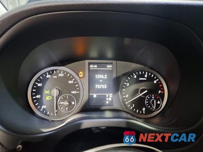 Zdjęcie 9 z 13 samochodu: 2022 MERCEDES-BENZ METRIS VIN:W1YV0CEY7N4163102 - miniatura