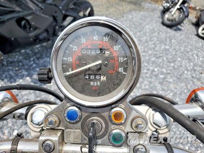 Zdjęcie 7 z 9 samochodu: 2016 HONDA CMX250 X VIN:JH2MC1359GK000140 - miniatura