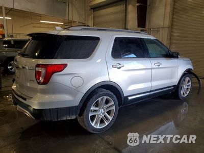 Trzecie zdjęcie samochodu z tyłu: 2017 FORD EXPLORER XLT VIN:1FM5K8D89HGA97938 - miniatura