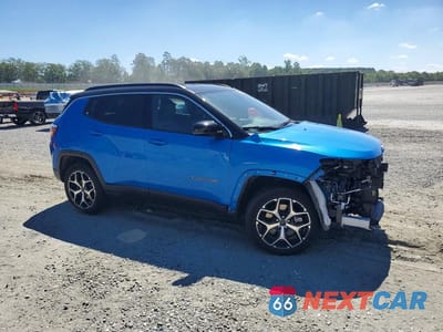 Czwarte zdjęcie samochodu z boku: 2025 JEEP COMPASS LIMITED VIN:3C4NJDCNXST561281 - miniatura