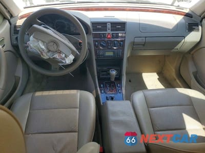 Zdjęcie 8 z 12 samochodu: 2000 MERCEDES-BENZ C 230 VIN:WDBHA24G1YA849691 - miniatura