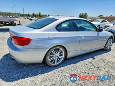 Trzecie zdjęcie samochodu z tyłu: 2011 BMW 335 IS VIN:WBAKG1C52BE617999 - miniatura
