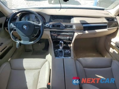 Zdjęcie 8 z 12 samochodu: 2011 BMW 750 LXI VIN:WBAKC8C57BC434114 - miniatura