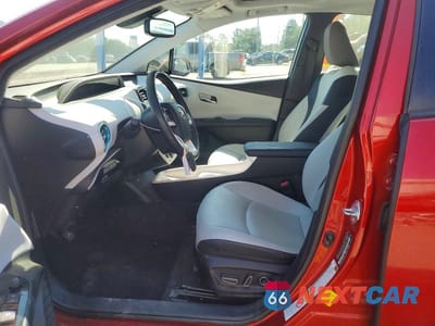 Zdjęcie 7 z 12 samochodu: 2016 TOYOTA PRIUS FOUR VIN:JTDKARFU2G3518513 - miniatura