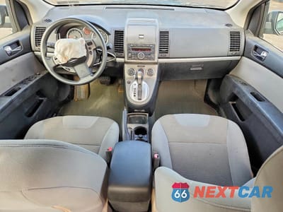 Zdjęcie 8 z 12 samochodu: 2010 NISSAN SENTRA 2.0 VIN:3N1AB6AP5AL722116 - miniatura