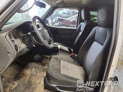 Zdjęcie 7 z 13 samochodu: 2011 FORD RANGER SUPER CAB VIN:1FTLR1FE5BPA08861 - miniatura