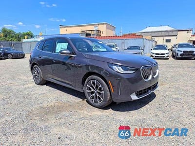 Trzecie zdjęcie samochodu z tyłu: 2026 BMW X3 30 XDRIVE VIN:5UX53GP06T9195001 - miniatura