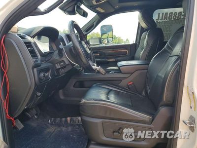 Zdjęcie 7 z 13 samochodu: 2019 RAM 3500 LIMITED VIN:3C63RRRL7KG715996 - miniatura